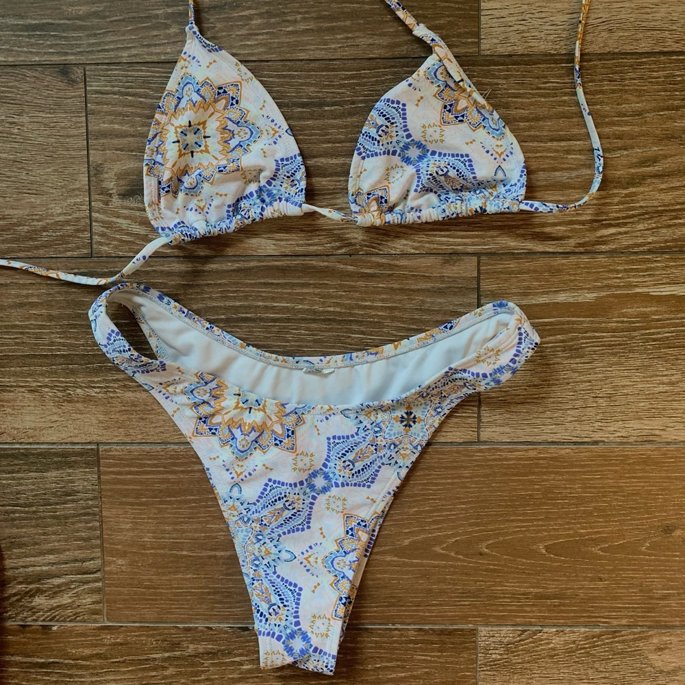 Patterned Triangle Bikini Top & Bottom - image 1